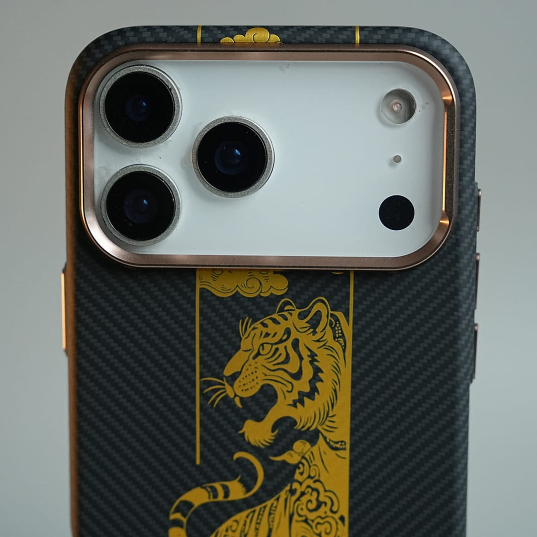 FRATO iPhone 17 Series iPhone 17 Series Royal Gold Tiger Edition Magsafe Case