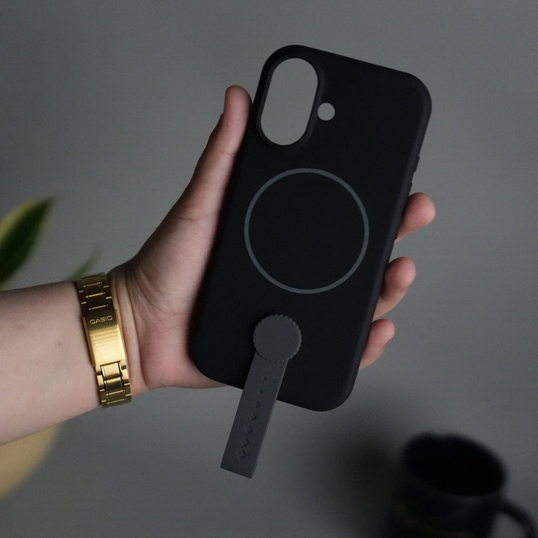 FRATO iPhone 17 Series iPhone 17 Silicone Case | Magnetic Ring | Silicone Rotating Grip Strap Cover