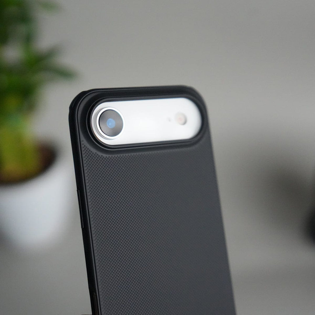 FRATO iPhone 17 Series Nillkin iPhone 17 Air Super Frosted Shield Pro Matte cover | Black