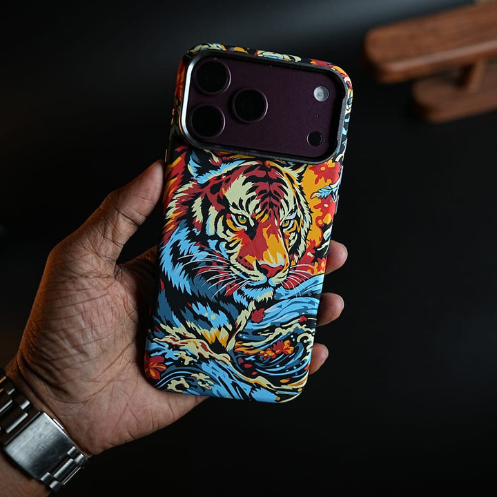 FRATO iPhone 18 Series iPhone 18 Pro / Design 2 Wildlife Graphic Printed Case for iPhone 18 Series | MagSafe Compatible | Protective Cover