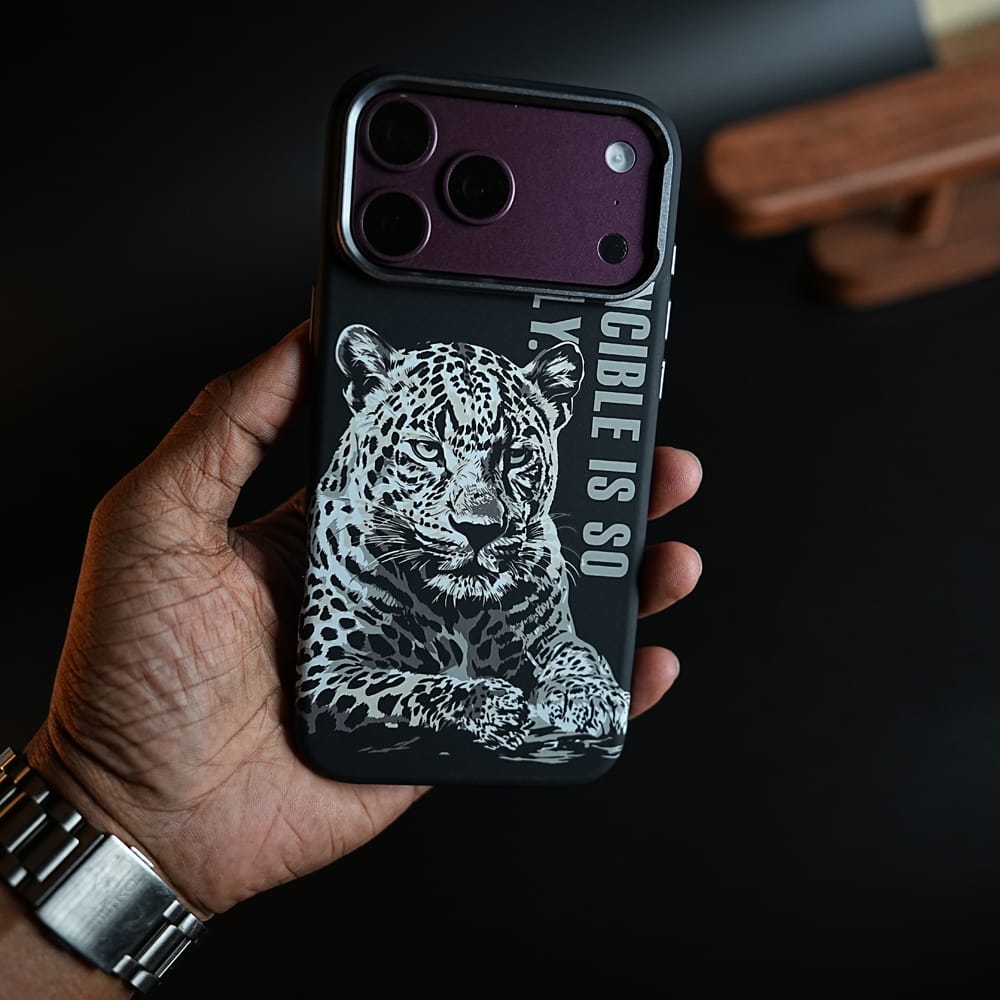 FRATO iPhone 18 Series iPhone 18 Pro / Design 4 Wildlife Graphic Printed Case for iPhone 18 Series | MagSafe Compatible | Protective Cover