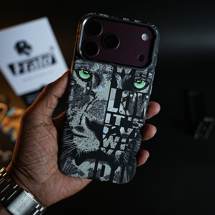 FRATO iPhone 18 Series iPhone 18 Pro / Design 7 Wildlife Graphic Printed Case for iPhone 18 Series | MagSafe Compatible | Protective Cover