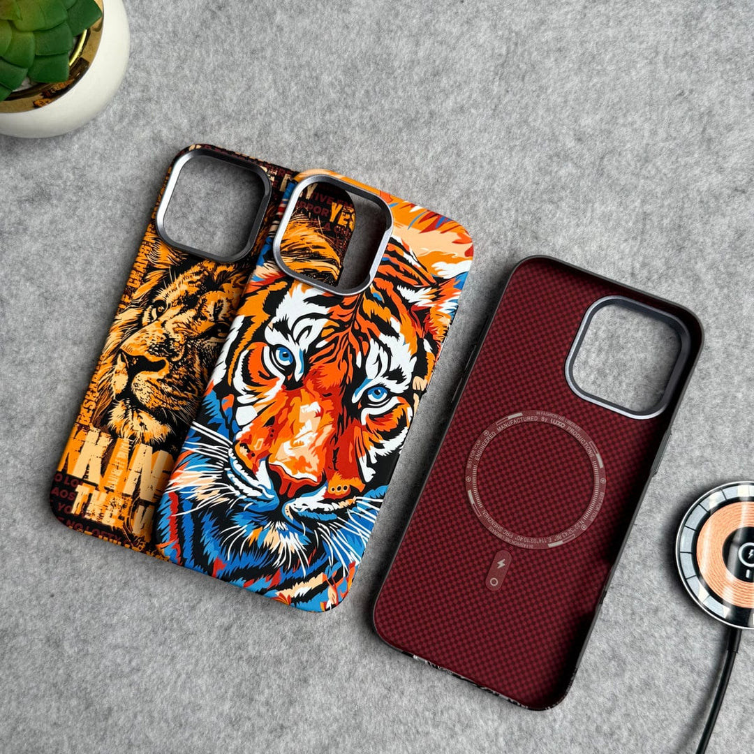 FRATO luxury Case iPhone Series Carbon Fiber Texture Tiger Lion Design Hard Pc MagSafe Case Cover