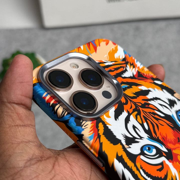 FRATO luxury Case iPhone Series Carbon Fiber Texture Tiger Lion Design Hard Pc MagSafe Case Cover