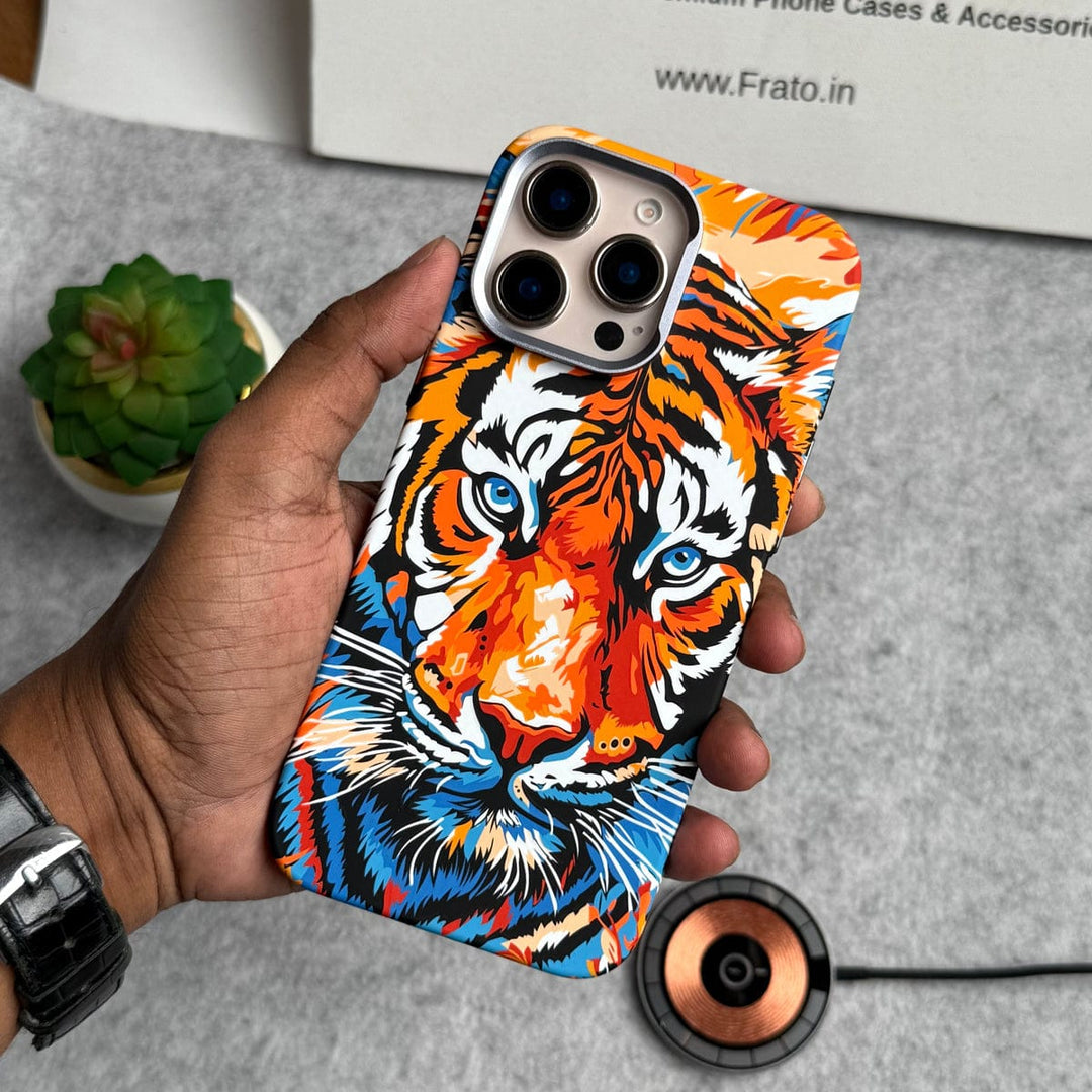 FRATO luxury Case iPhone Series Carbon Fiber Texture Tiger Lion Design Hard Pc MagSafe Case Cover