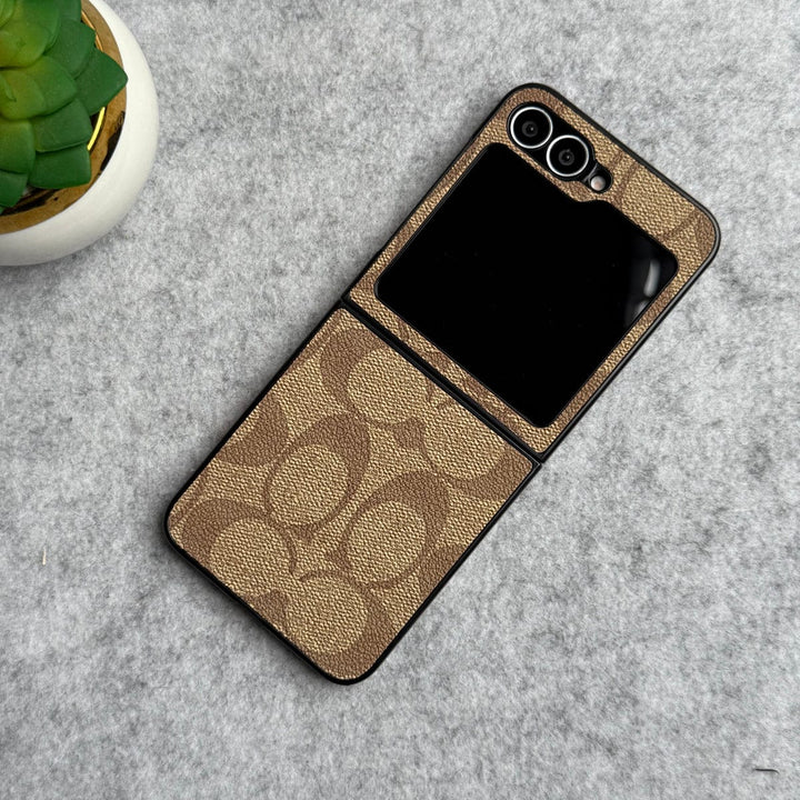 FRATO No Advertising Beige Samsung Galaxy Z Flip 6 Luxury CC Brand PU Leather Design Case Cover