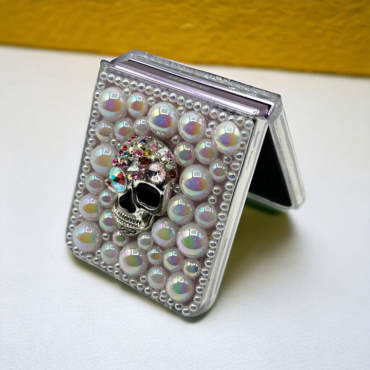 FRATO No Advertising Samsung Galaxy Z Flip 5 3D Skull With Pearl And Diamond Case Cover