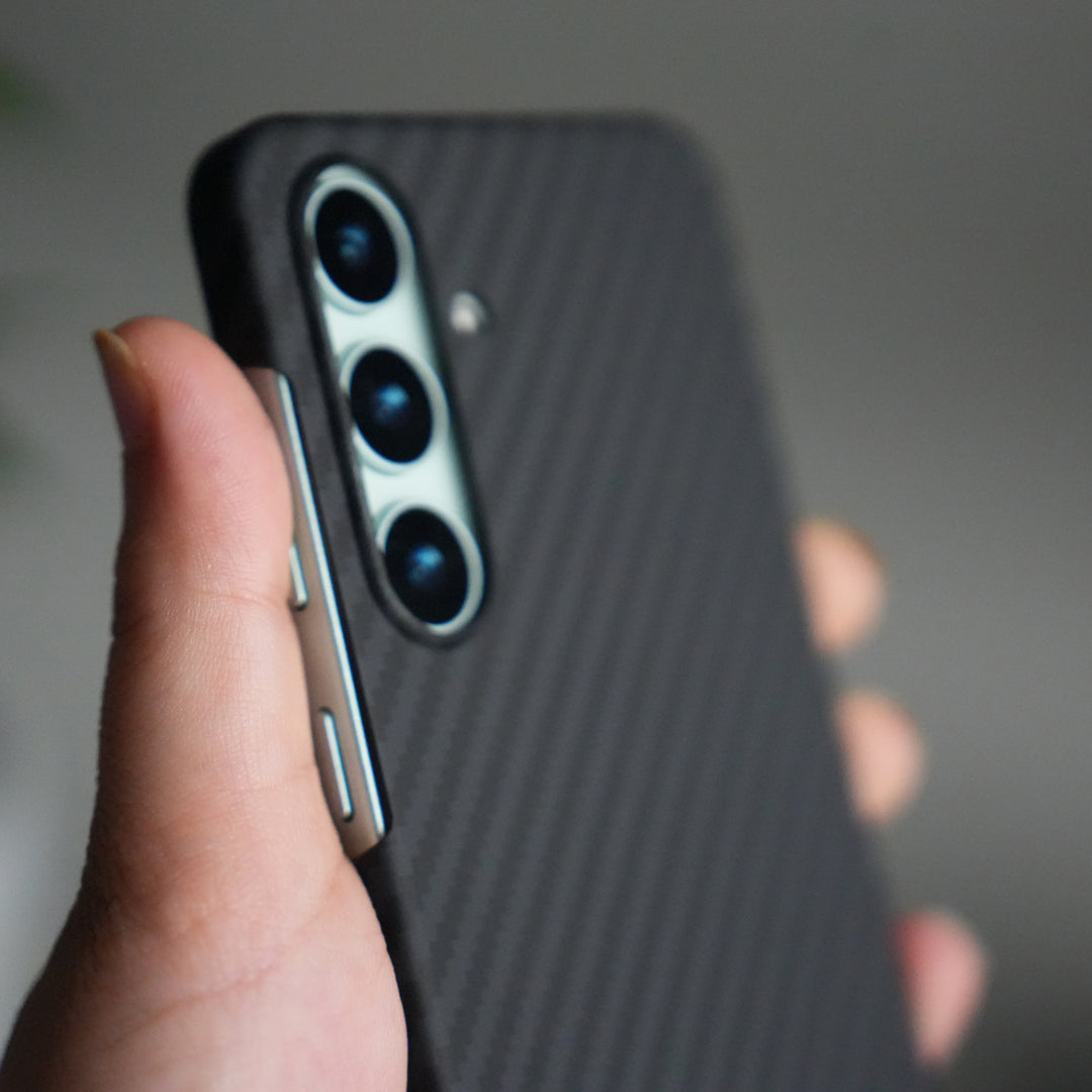 FRATO Samsung S24 Galaxy S24 Carbon Fiber Slim Case | Ultra-Thin Magnetic Charging Ring Cover