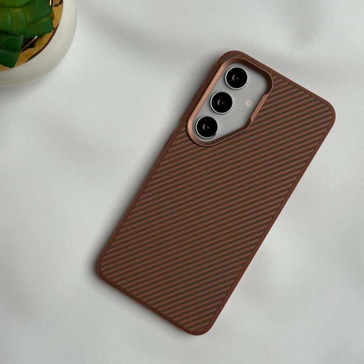 FRATO Samsung S25 Copper Brown Samsung Galaxy S25 Carbon Fiber Design Metal camera Bump Case