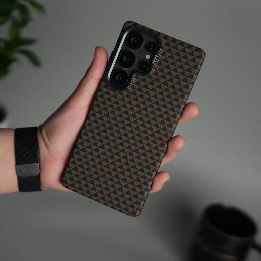 FRATO Samsung S25U Brown Galaxy S25 Ultra Houndstooth Pattern Case | Slim Hard Back Cover | Matte Finish Protective Case with MagSafe
