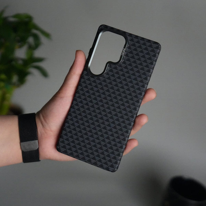FRATO Samsung S25U Galaxy S25 Ultra Houndstooth Pattern Case | Slim Hard Back Cover | Matte Finish Protective Case with MagSafe