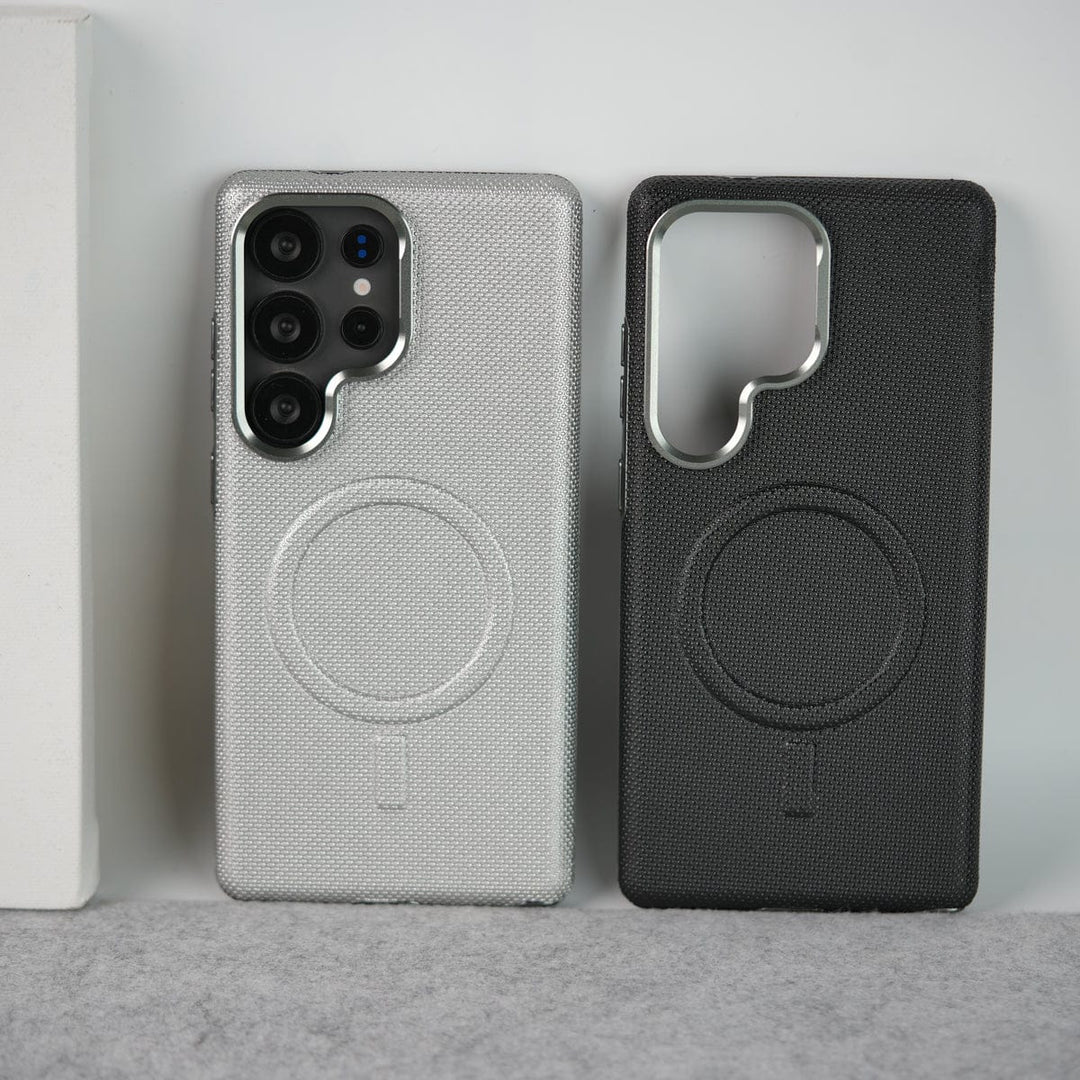 FRATO Samsung S25U Samsung Galaxy Ultra Series Shiny Dotted MagSafe Cover With Metal Camera Bump