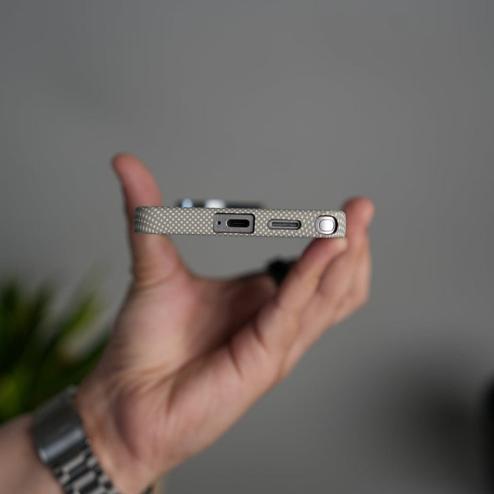 FRATO Samsung S26 Ultra Galaxy S26 Ultra Carbon Fiber Texture Design Hard Pc MagSafe Case Cover GrayDots Design