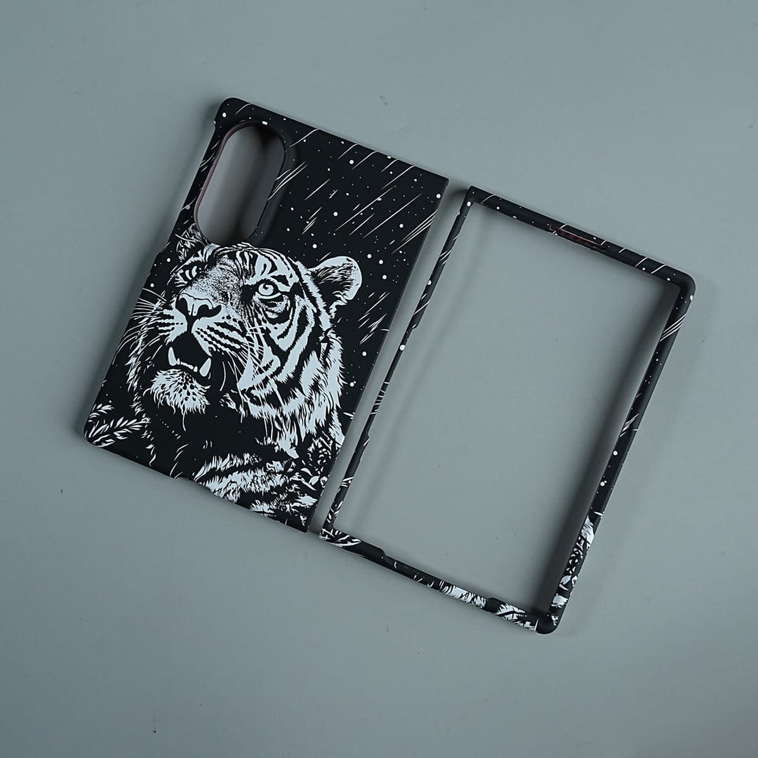 FRATO Z Fold 8 Series Black &amp; White Tiger Design Case For Samsung Galaxy Z Fold 8