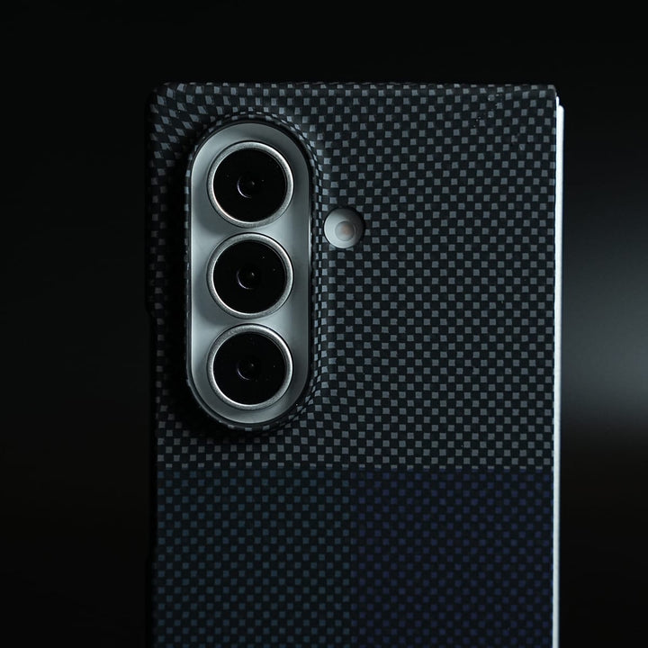 FRATO Z Fold 8 Series Carbon Fiber Texture Design Hard Pc for Galaxy Z Fold 8 Ultra with Magsafe | CornerGreen