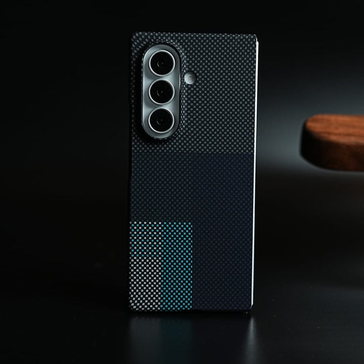 FRATO Z Fold 8 Series Carbon Fiber Texture Design Hard Pc for Galaxy Z Fold 8 Ultra with Magsafe | CornerGreen
