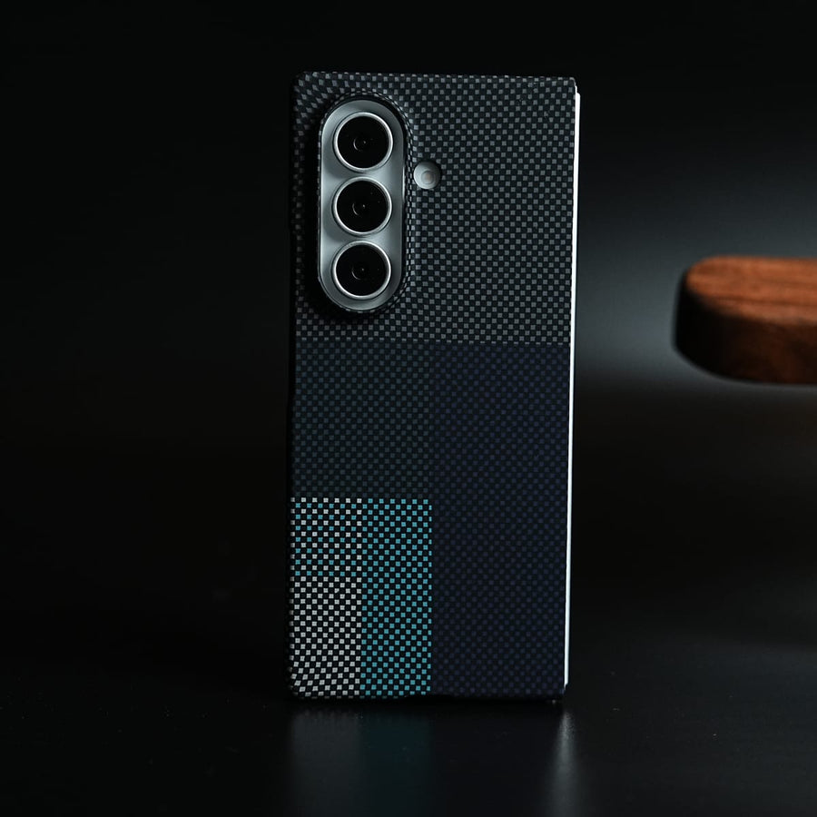 FRATO Z Fold 8 Series Carbon Fiber Texture Design Hard Pc for Galaxy Z Fold 8 Ultra with Magsafe | CornerGreen