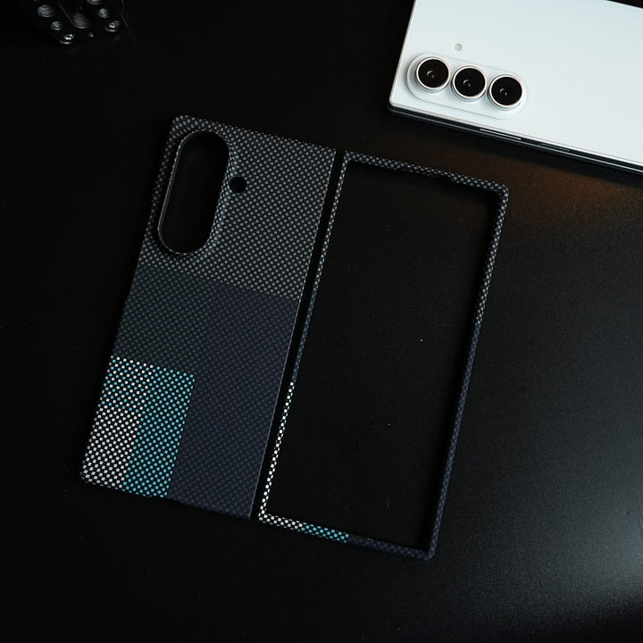 FRATO Z Fold 8 Series Carbon Fiber Texture Design Hard Pc for Galaxy Z Fold 8 Ultra with Magsafe | CornerGreen