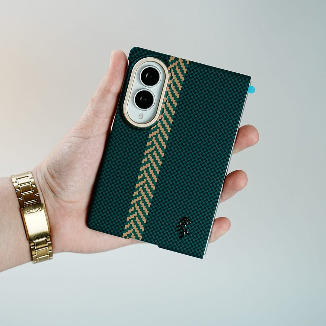 FRATO Z Fold 8 Series Check Pattern Magnetic Back Case for Galaxy Z Fold 8 | Chevron Stripe Design