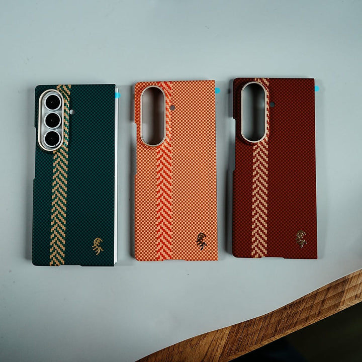 FRATO Z Fold 8 Series Check Pattern Magnetic Back Case for Galaxy Z Fold 8 Ultra | Chevron Stripe Design