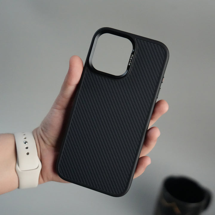 iPhone 16 Series Carbon Fiber Design MagSafe Cover