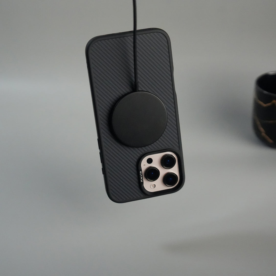 iPhone 16 Series Carbon Fiber Design MagSafe Cover