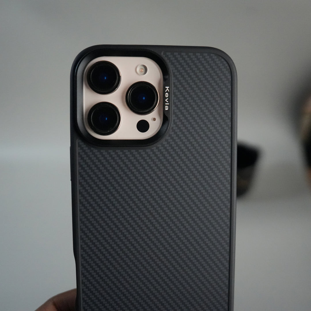 iPhone 16 Series Carbon Fiber Design MagSafe Cover