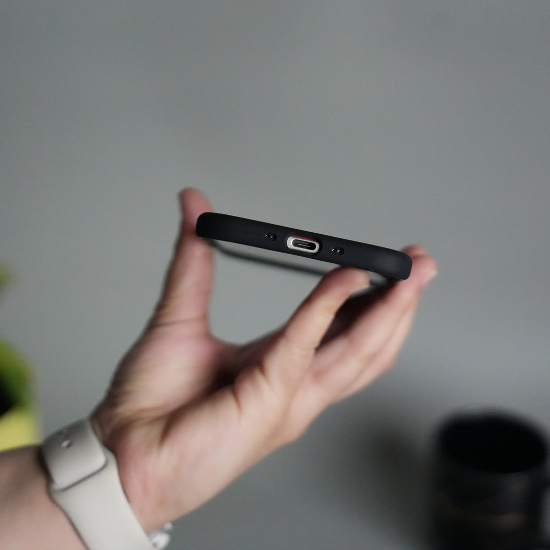 iPhone 17 Air FR V8 Series Design Silicone Protective Case Cover