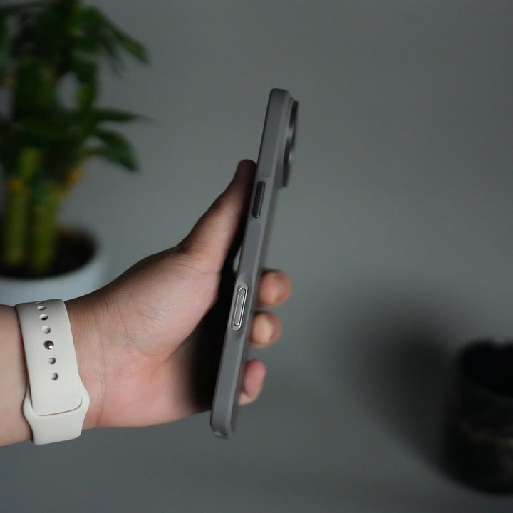 iPhone 17 Air Metal Camera Ring Carbon Fiber Design MagSafe Cover