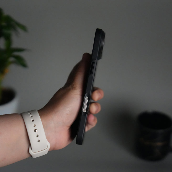 iPhone 17 Air Metal Camera Ring Carbon Fiber Design MagSafe Cover