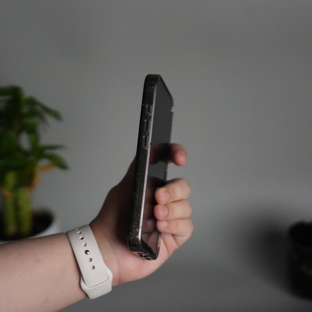 iPhone 17 Glitter MagSafe Case | Transparent Cover with Sparkle Finish & Metallic Camera Bumper