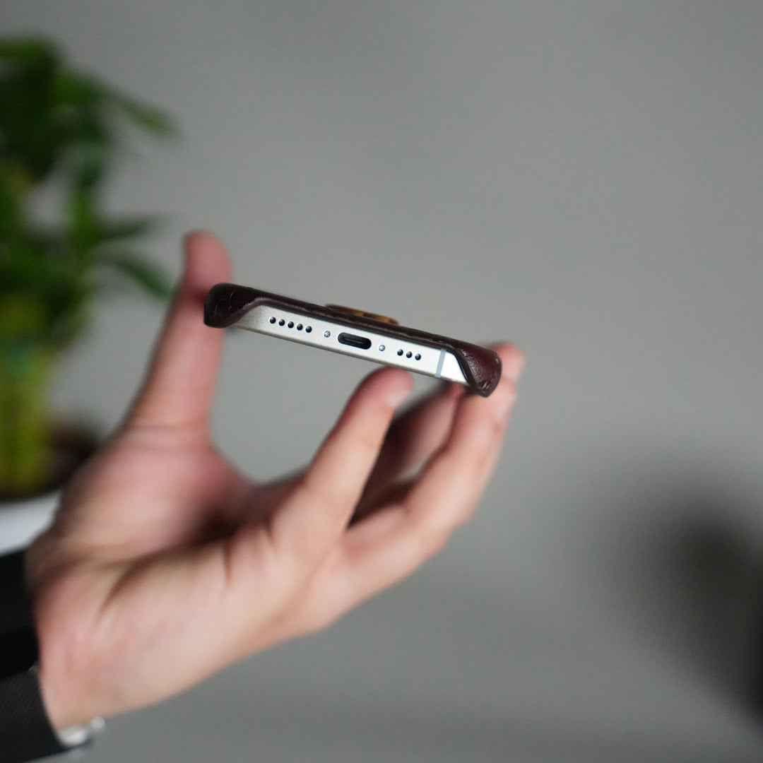 iPhone 17 Luxury GG Fashion Leather Brand Case Cover