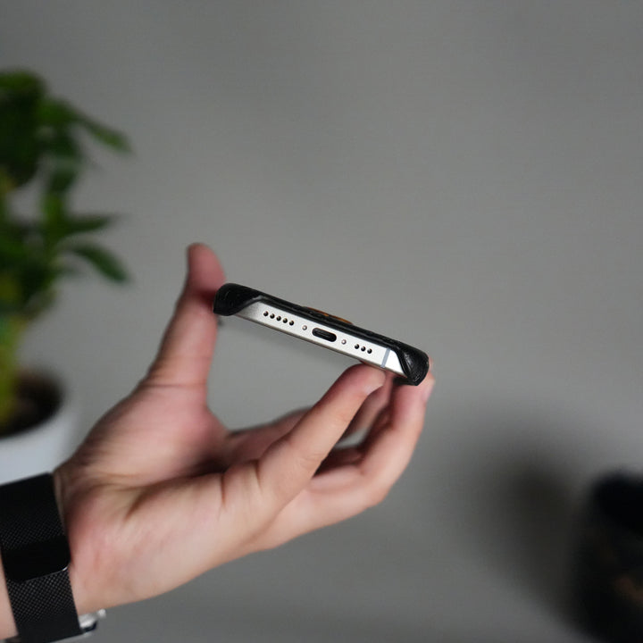 iPhone 17 Luxury GG Fashion Leather Brand Case Cover