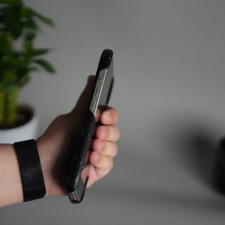 iPhone 17 Luxury GG Fashion Leather Brand Case Cover