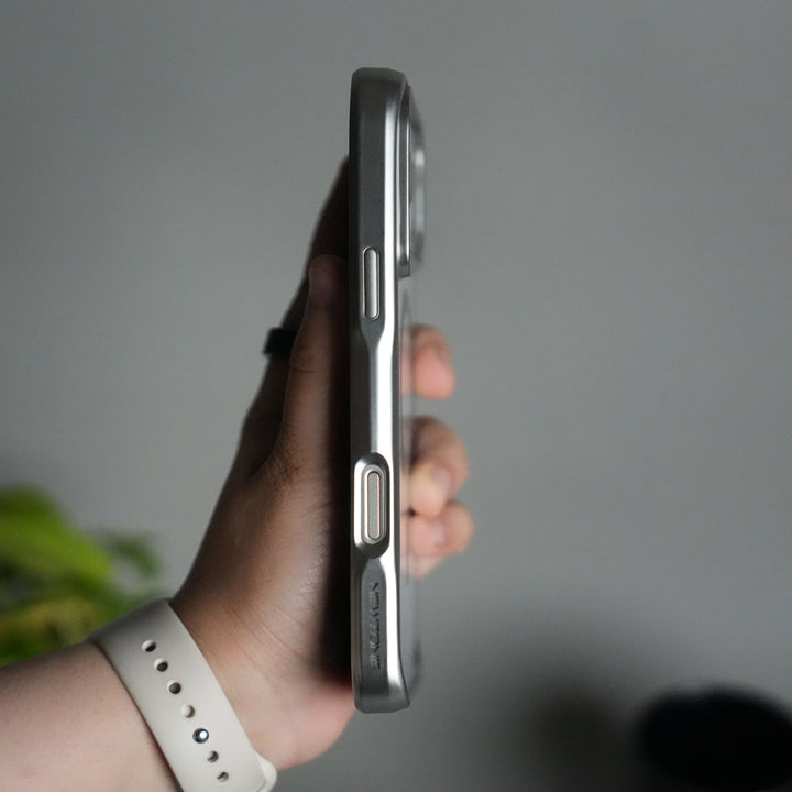 iPhone 17 Pro Electroplated Frame Transparent Magsafe Case