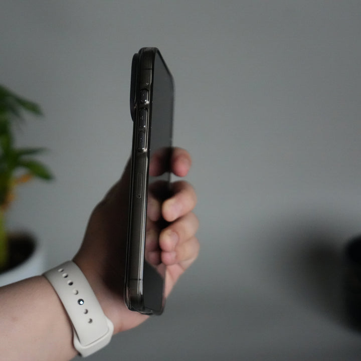 iPhone 17 Pro Hard Crystal Transparent MagSafe Case | Anti-Yellow Clear Back Cover with Metal Camera Bump