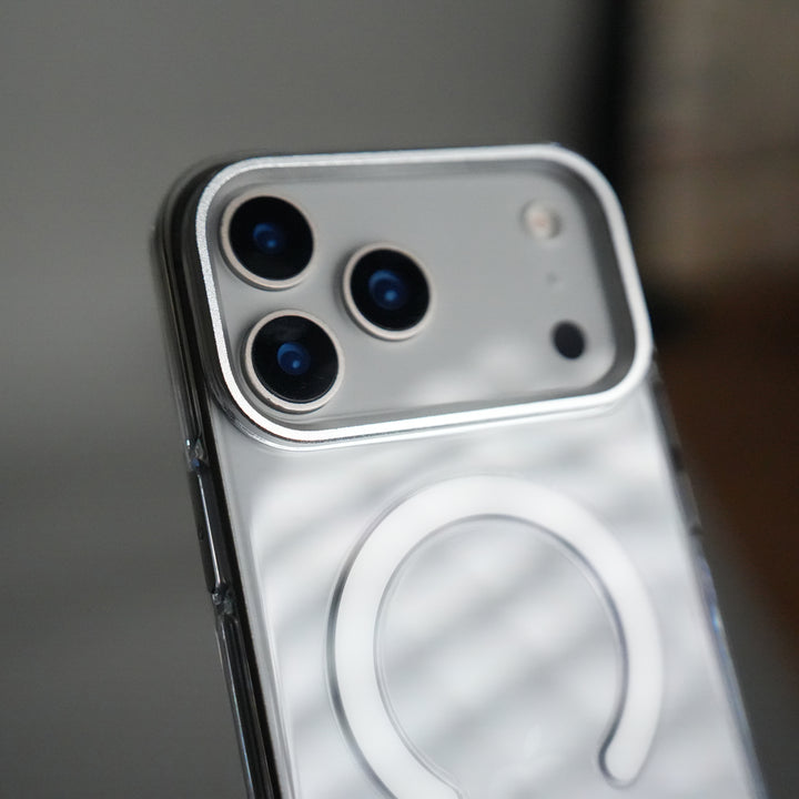 iPhone 17 Pro Hard Crystal Transparent MagSafe Case | Anti-Yellow Clear Back Cover with Metal Camera Bump