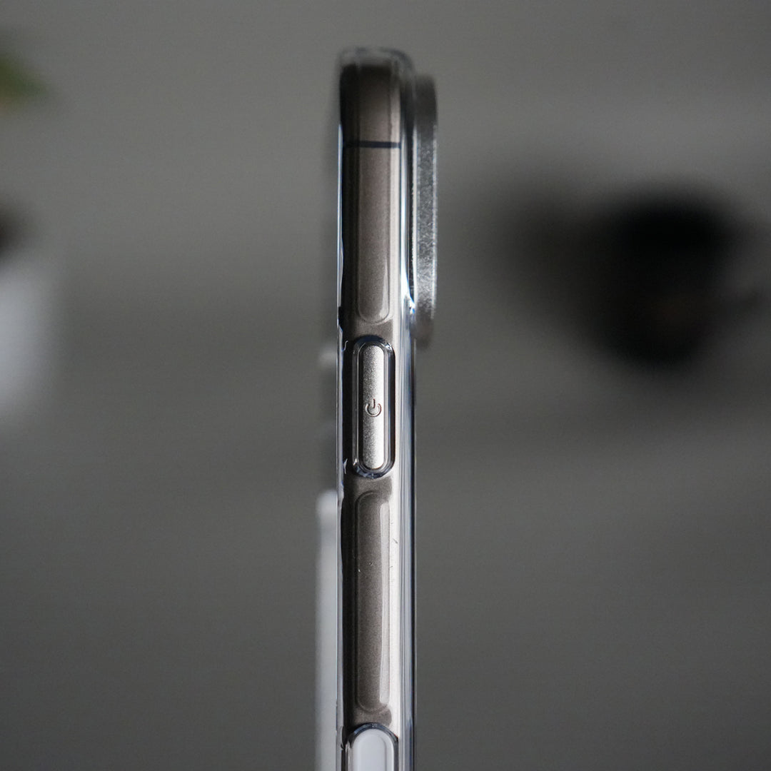 iPhone 17 Pro Hard Crystal Transparent MagSafe Case | Anti-Yellow Clear Back Cover with Metal Camera Bump