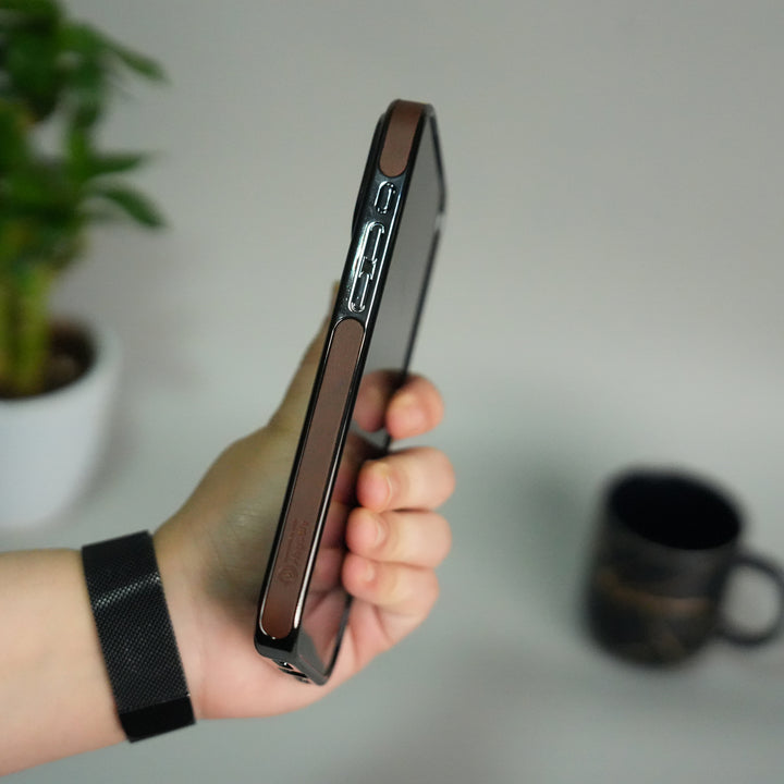 iPhone 17 Pro Leather Case