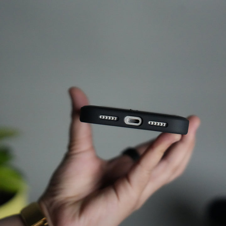 iPhone 17 Pro Leather Case | Classic Middle Stitched PU Back Cover