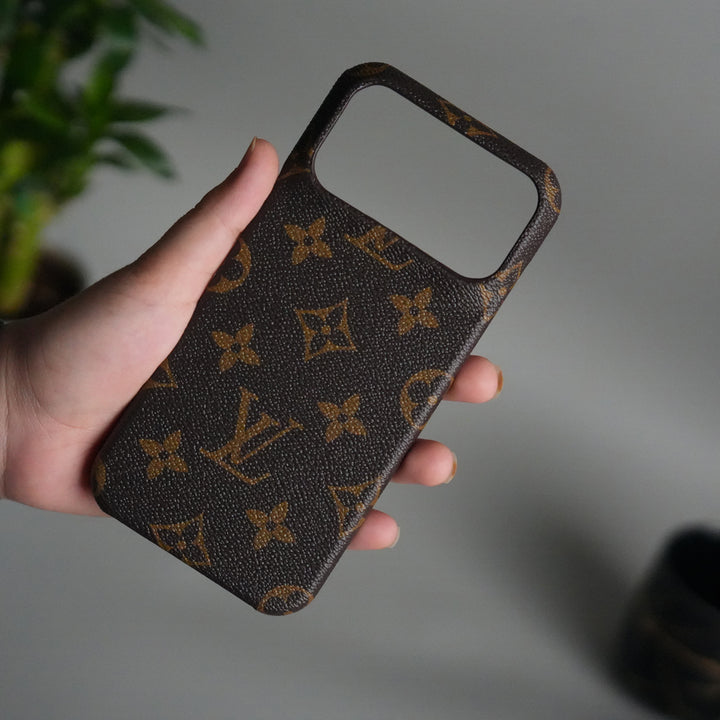 iPhone 17 Pro Luxury Brand Leather Case Cover (Dark Brown)