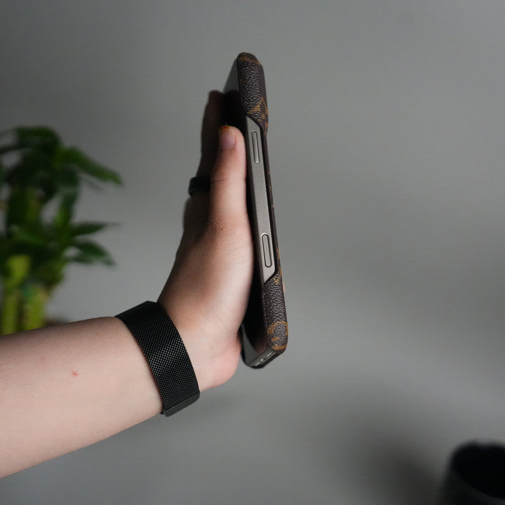 iPhone 17 Pro Luxury Brand Leather Case Cover (Dark Brown)