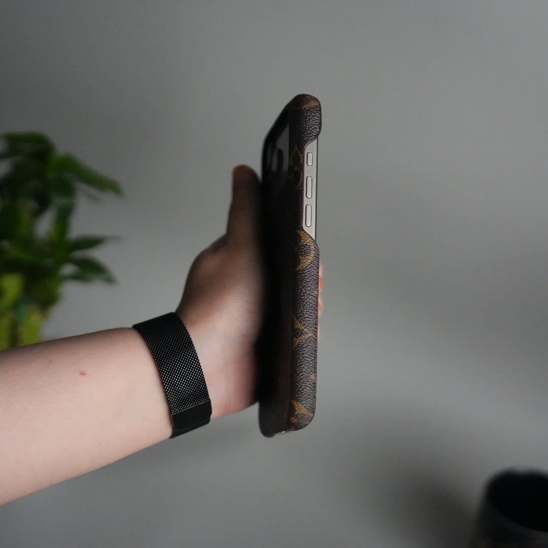 iPhone 17 Pro Luxury Brand Leather Case Cover (Dark Brown)