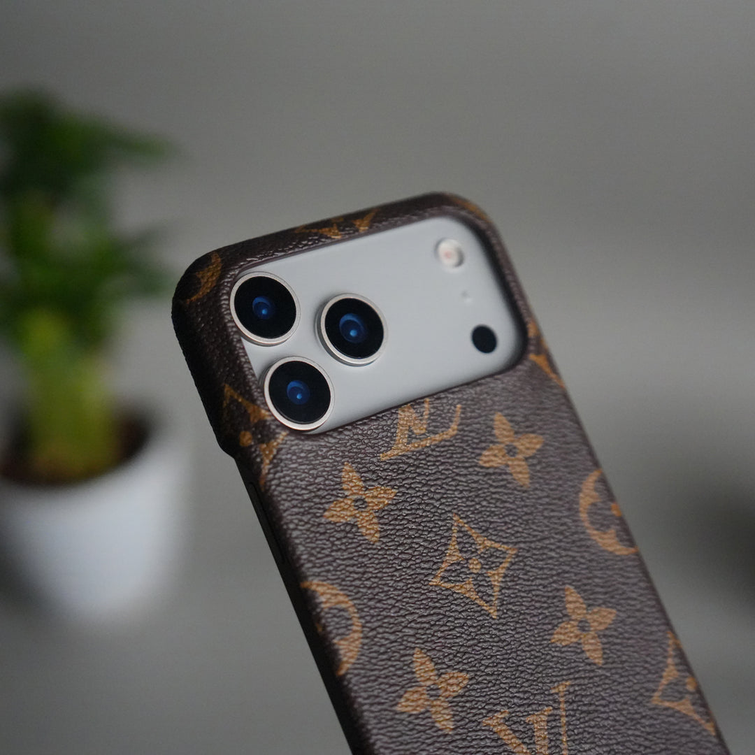 iPhone 17 Pro Luxury Brand Leather Case Cover (Dark Brown)