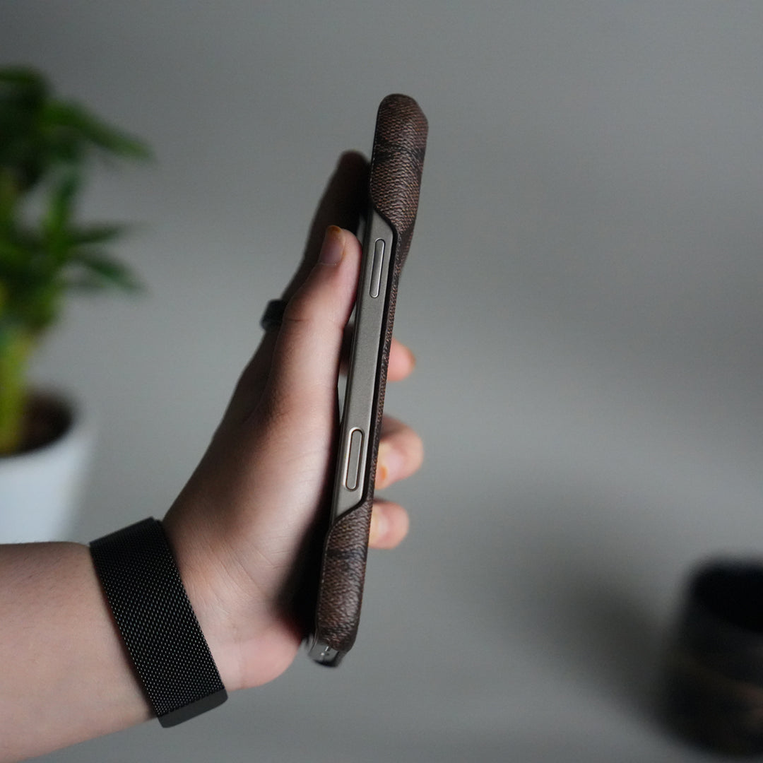 iPhone 17 Pro Luxury CC Brand PU Leather Design Case Cover