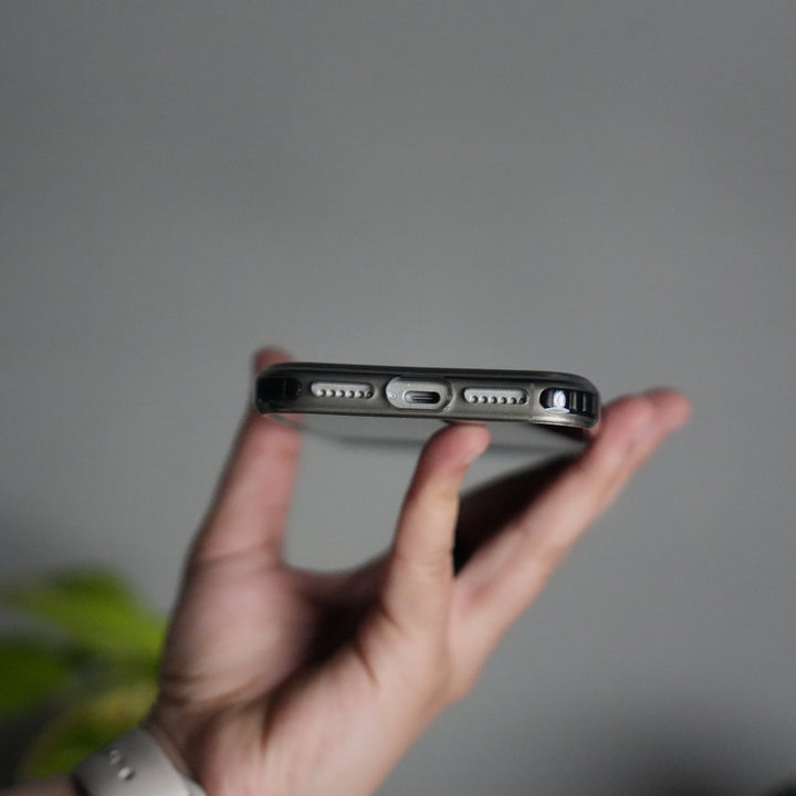 iPhone 17 Pro MagSafe Suitcase Design Case | Shiny Texture Back Cover