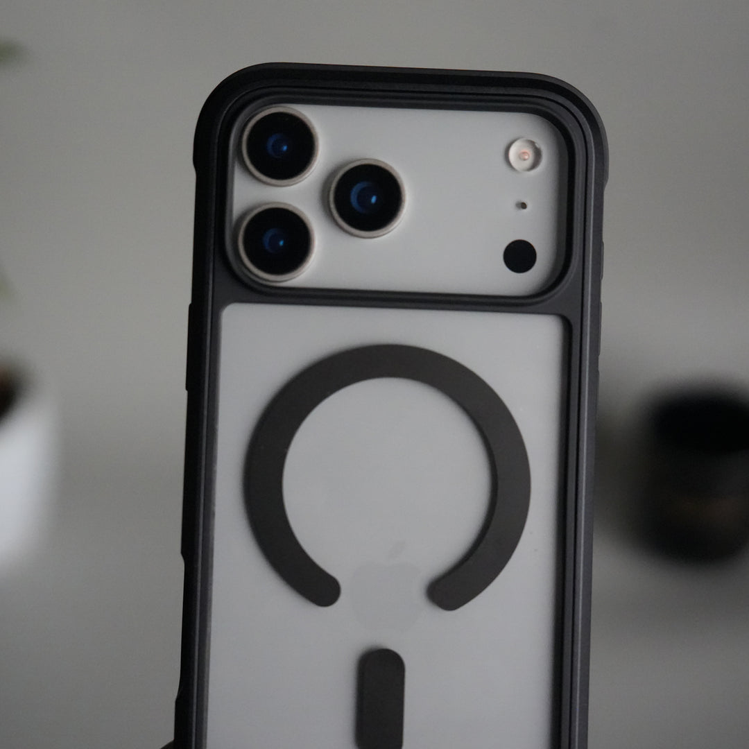 iPhone 17 Pro Max Military Grade Durable Aluminum Frame MagSafe Case | Anti-Yellowing Technology Case