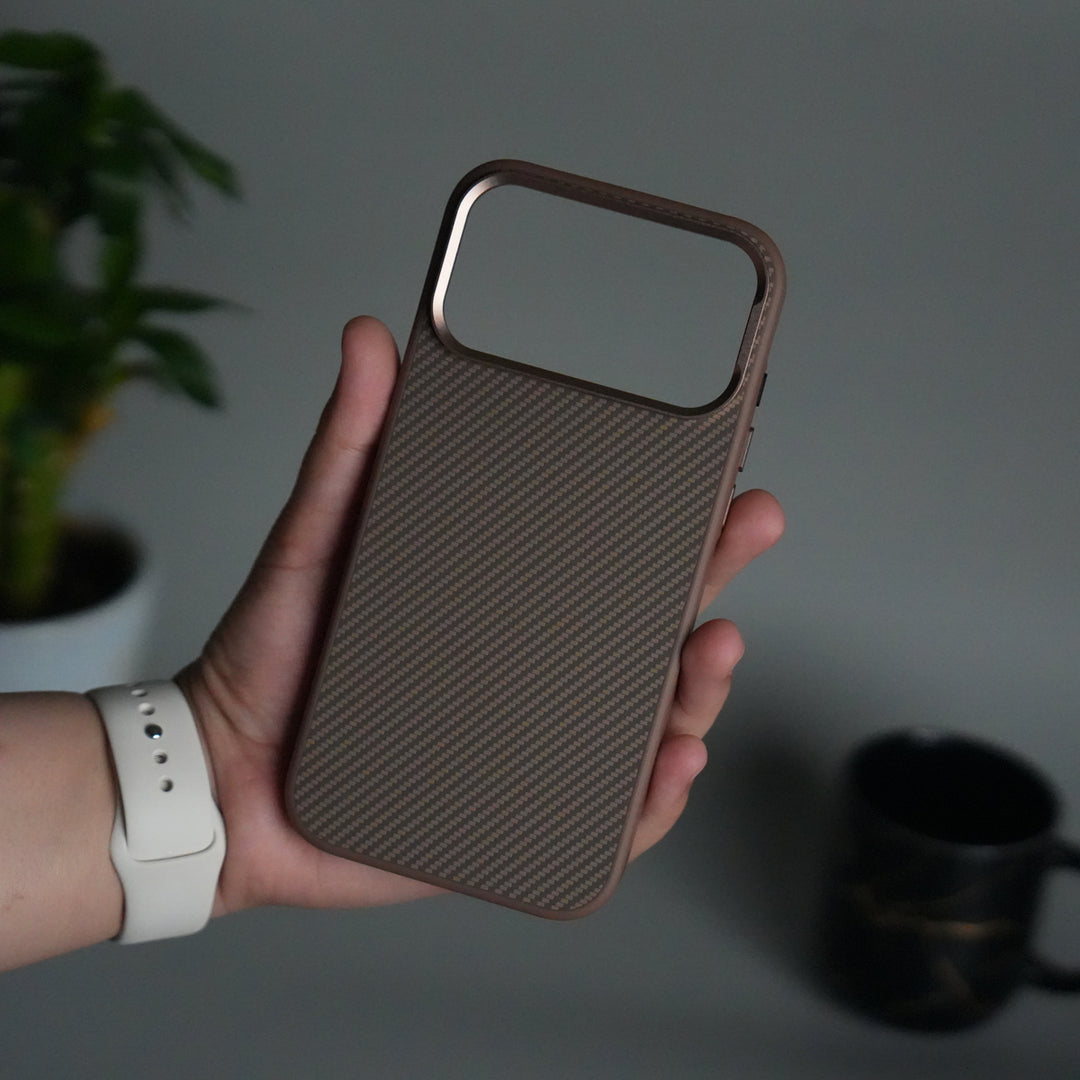 iPhone 17 Pro Metal Camera Ring Carbon Fiber Design MagSafe Cover