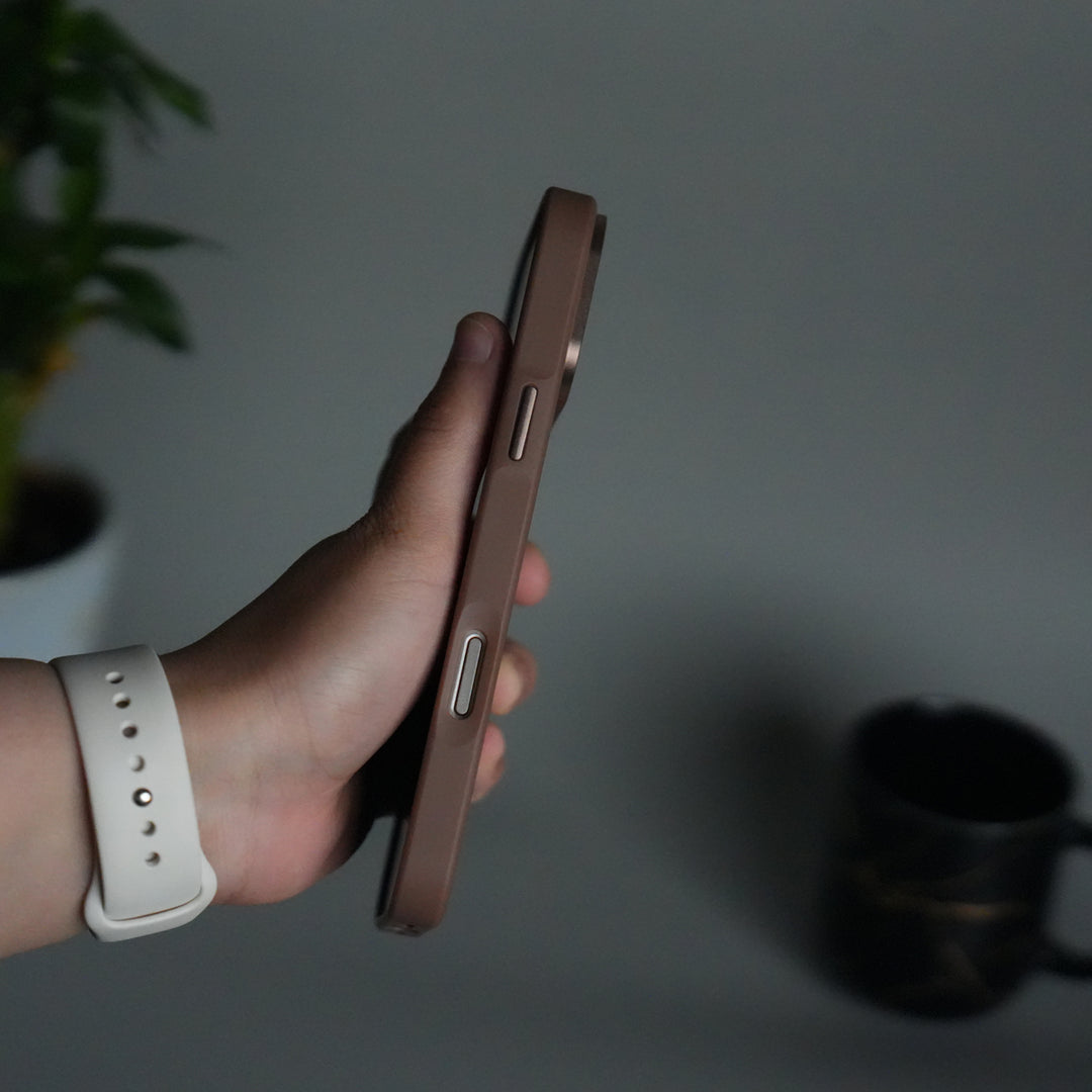 iPhone 17 Pro Metal Camera Ring Carbon Fiber Design MagSafe Cover