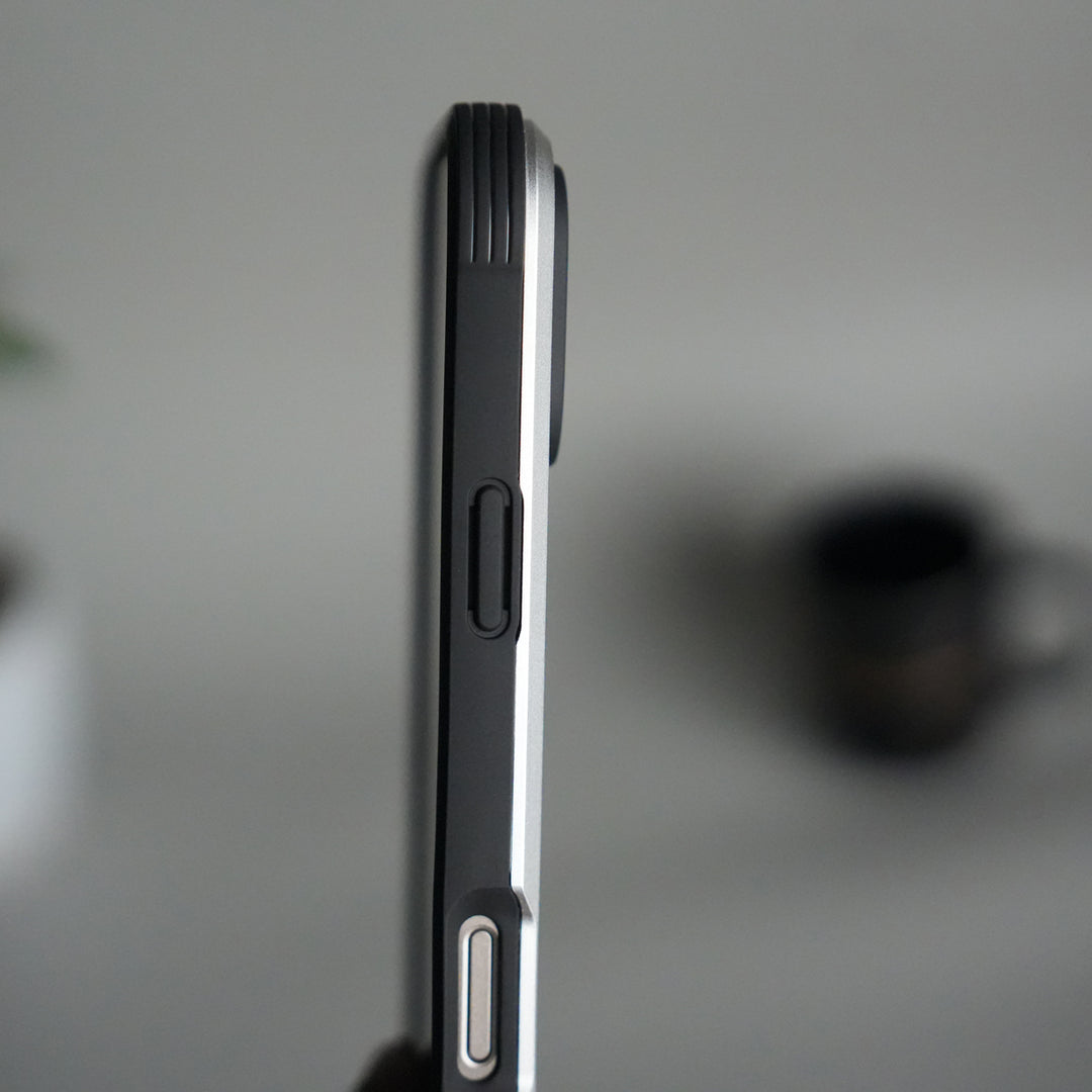 iPhone 17 Pro Transparent MagSafe Bumper Case | Metal Frame Shockproof Cover | Slim Crystal Clear Back